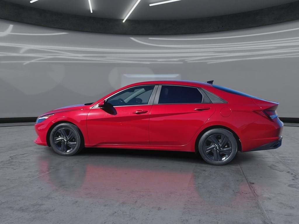 2021 Hyundai ELANTRA Preferred in Oakville, Ontario - 5 - w1024h768px