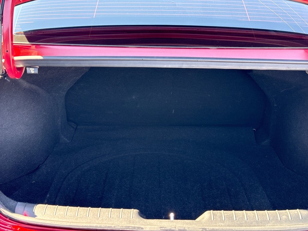 2021 Hyundai ELANTRA Preferred in Oakville, Ontario - 20 - w1024h768px