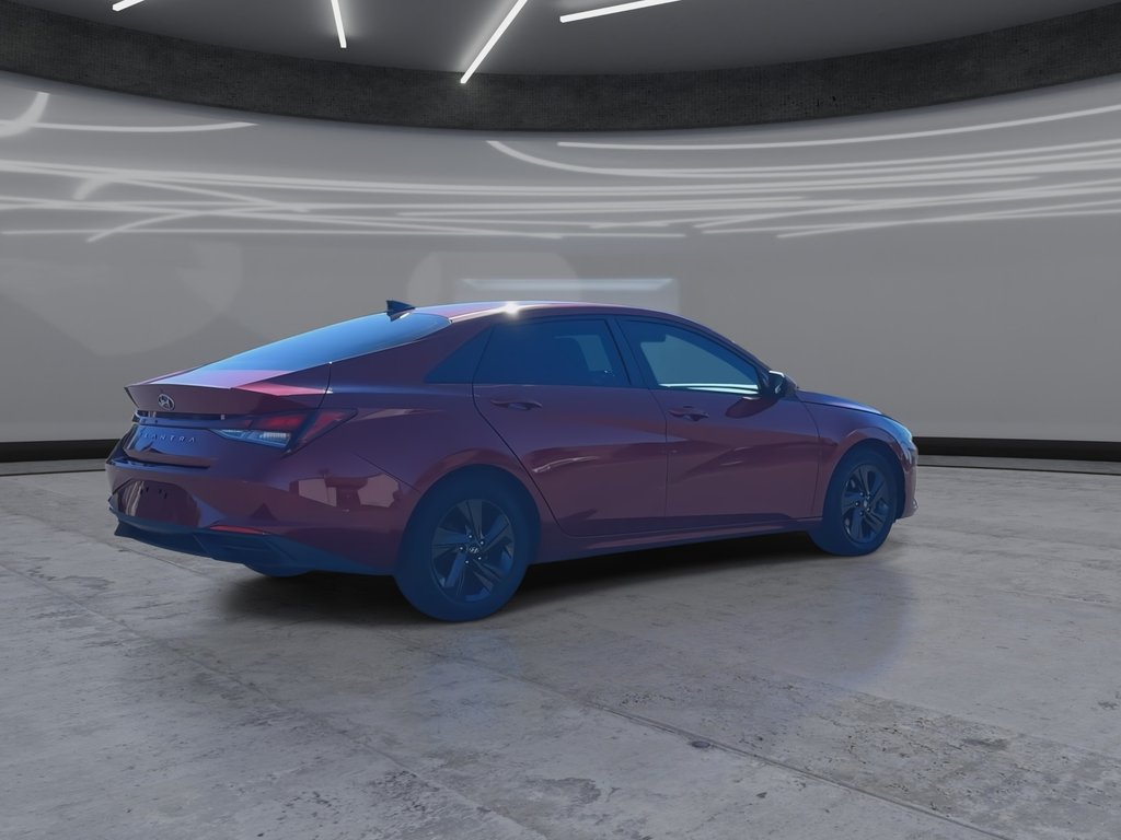 2021 Hyundai ELANTRA Preferred in Oakville, Ontario - 8 - w1024h768px