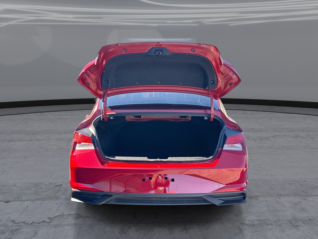 2021 Hyundai ELANTRA Preferred in Oakville, Ontario - 19 - w1024h768px