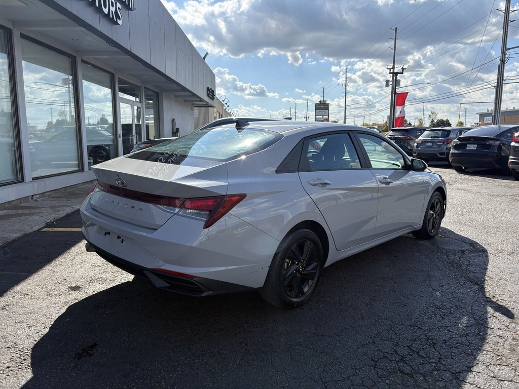 2023 Hyundai Elantra PREFERRED   AUTO   HTD SEATS/STEERING   CARPLAY in Oakville, Ontario - 8 - w1024h768px