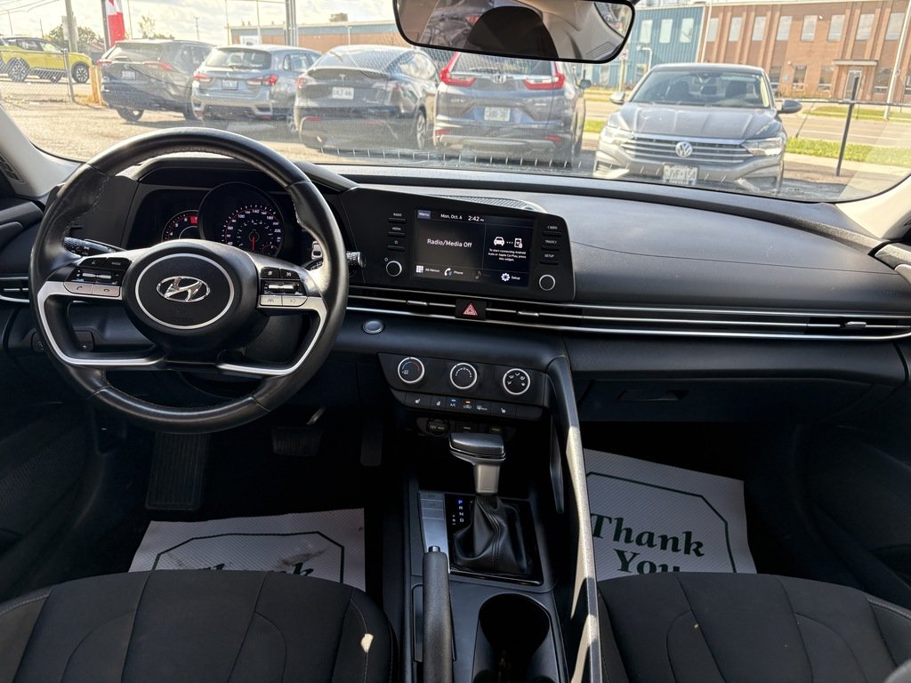 2023 Hyundai Elantra PREFERRED   AUTO   HTD SEATS/STEERING   CARPLAY in Oakville, Ontario - 19 - w1024h768px