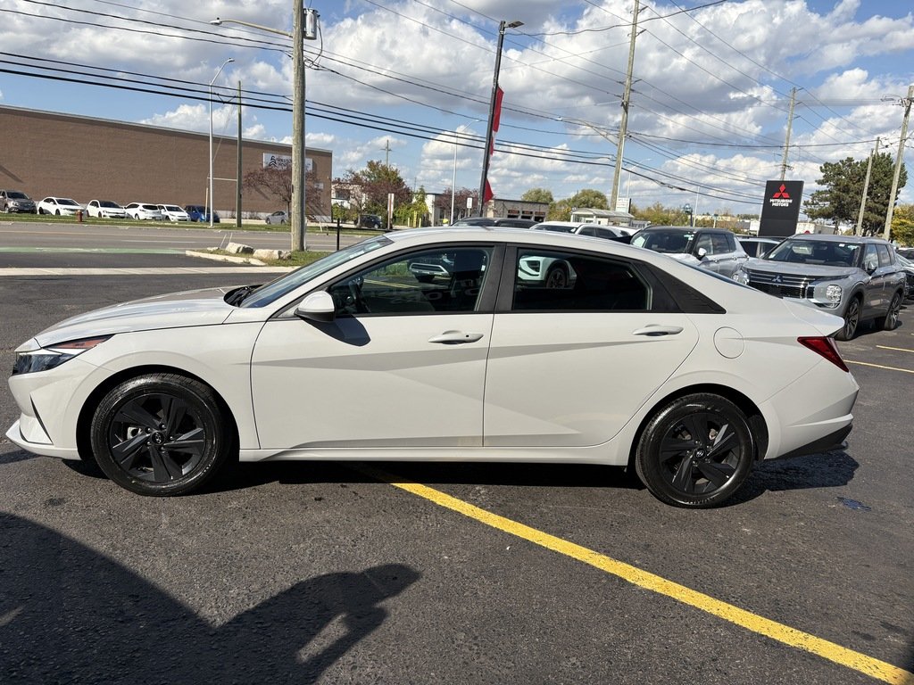 2023 Hyundai Elantra PREFERRED   AUTO   HTD SEATS/STEERING   CARPLAY in Oakville, Ontario - 5 - w1024h768px