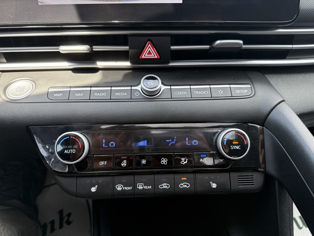 2023 Hyundai Elantra PREFERRED   SUNROOF   HTD SEATS   CARPLAY in Oakville, Ontario - 18 - w1024h768px