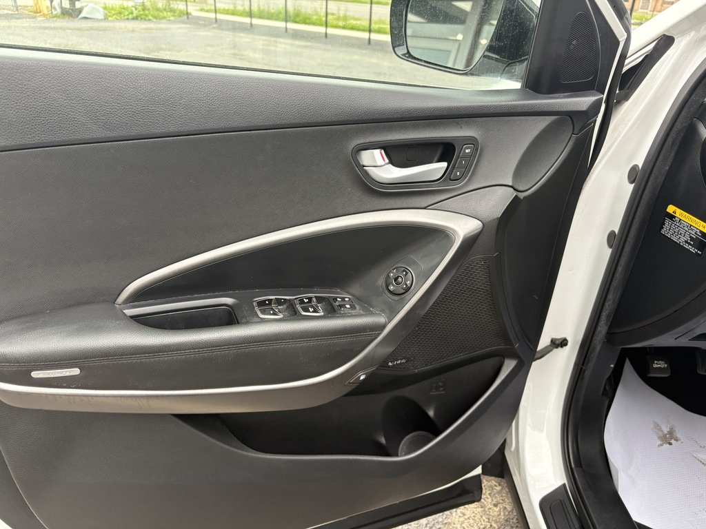 2017 Hyundai Santa Fe Sport AWD   LUXURY   BLIND SPOT   PANO   HTD STEERING in Oakville, Ontario - 10 - w1024h768px