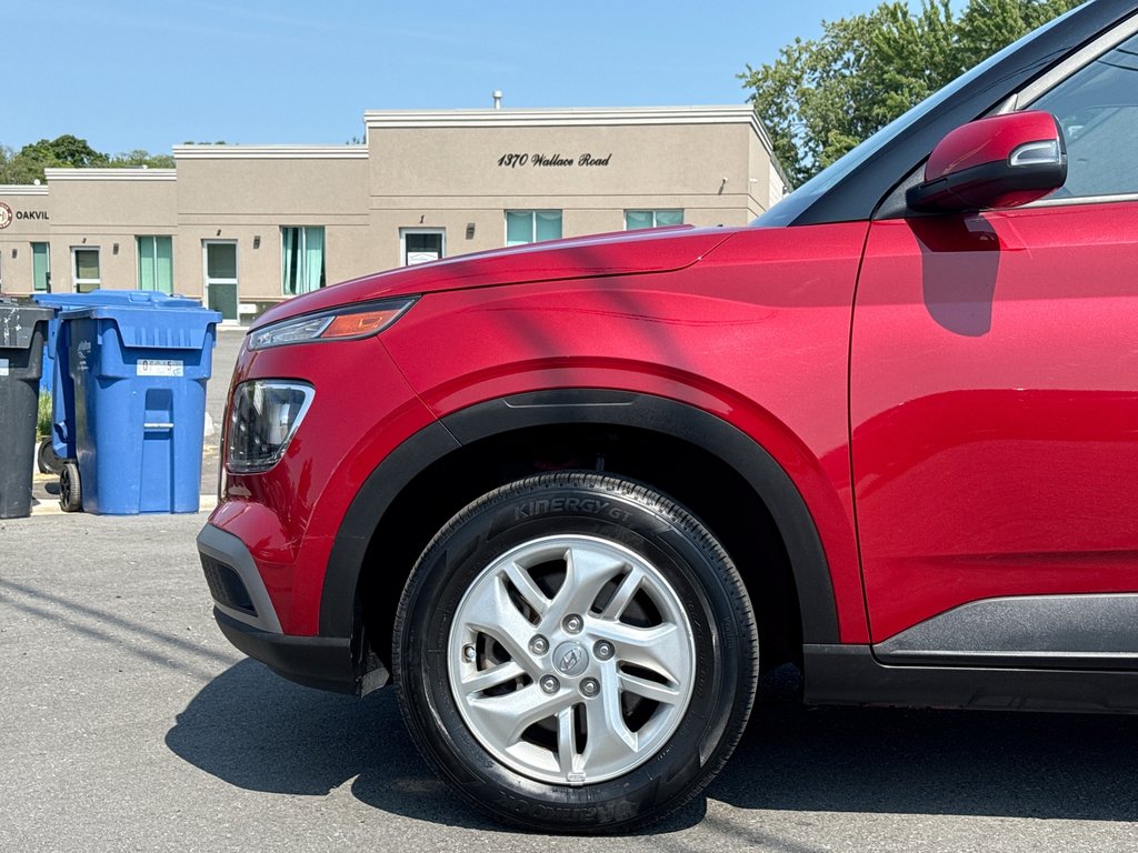 2022 Hyundai Venue Preferred in Oakville, Ontario - 18 - w1024h768px