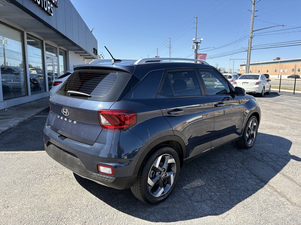 2023 Hyundai Venue ULTIMATE   DENIM INTERIOR   SUNROOF   CARPLAY in Oakville, Ontario - 8 - w1024h768px