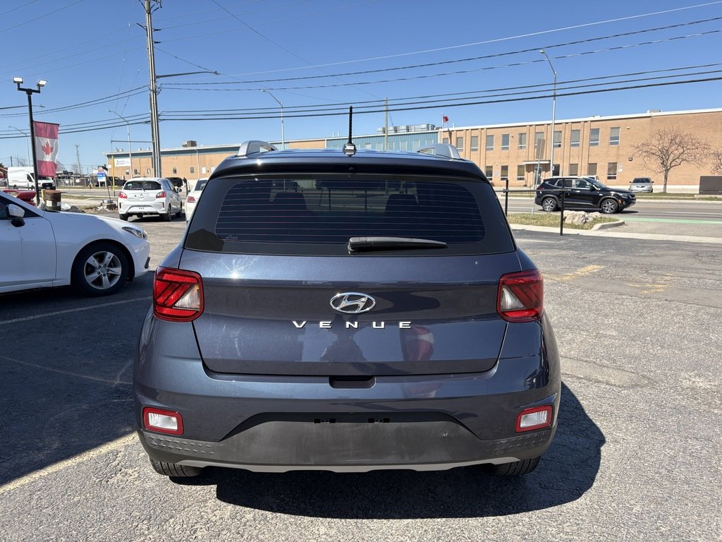 2023 Hyundai Venue ULTIMATE   DENIM INTERIOR   SUNROOF   CARPLAY in Oakville, Ontario - 7 - w1024h768px