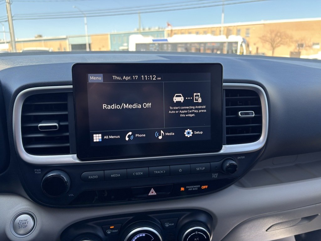 2023 Hyundai Venue ULTIMATE   DENIM INTERIOR   SUNROOF   CARPLAY in Oakville, Ontario - 16 - w1024h768px