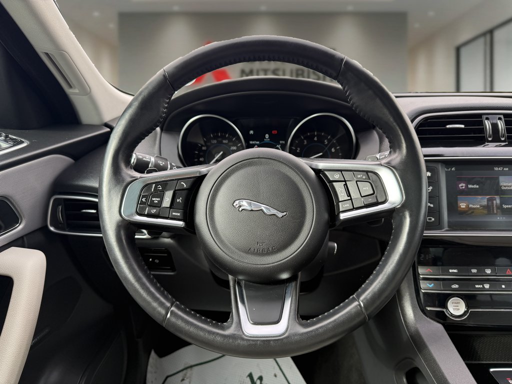 2018 Jaguar F-Pace PRESTIGE   LEATHER   HEATED STEERING   19  ALLOY in Oakville, Ontario - 15 - w1024h768px