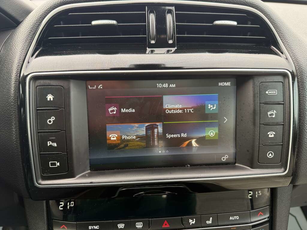 2018 Jaguar F-Pace PRESTIGE   LEATHER   HEATED STEERING   19  ALLOY in Oakville, Ontario - 16 - w1024h768px