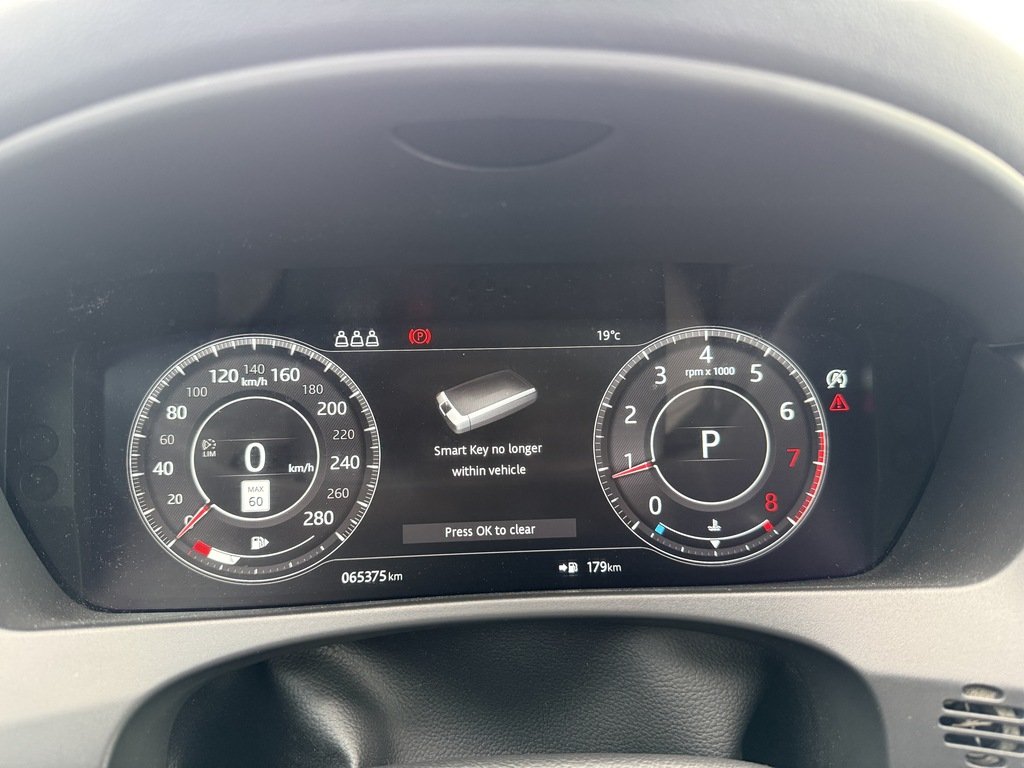 2019 Jaguar F-Pace PRESTIGE   AWD   PANO   HTD SEATS   LOW KM in Oakville, Ontario - 14 - w1024h768px