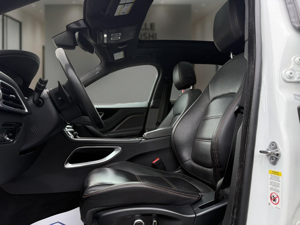 2019 Jaguar F-Pace PRESTIGE   AWD   PANO   HTD SEATS   LOW KM in Oakville, Ontario - 12 - w1024h768px