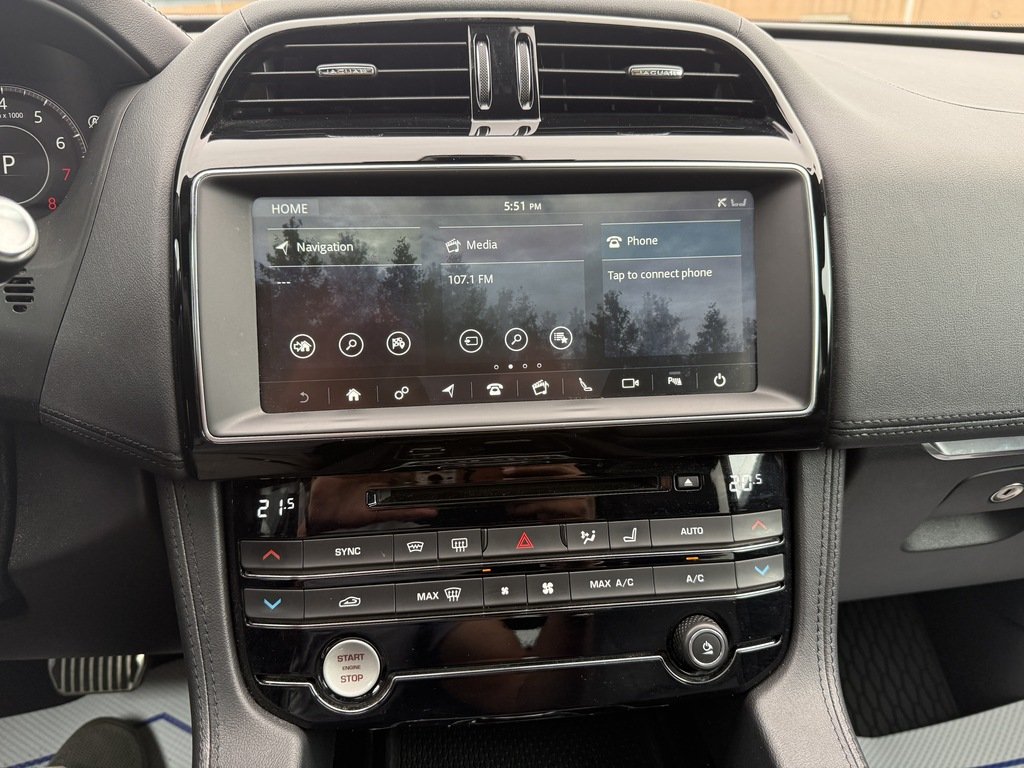 2019 Jaguar F-Pace PRESTIGE   AWD   PANO   HTD SEATS   LOW KM in Oakville, Ontario - 16 - w1024h768px