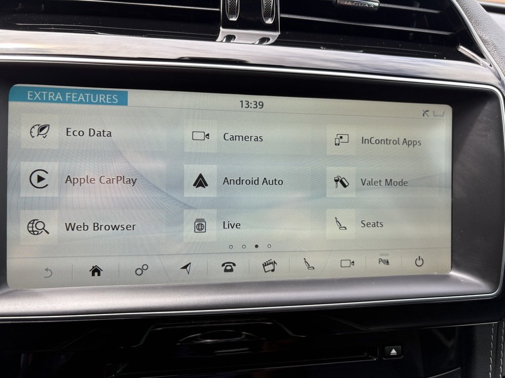2020 Jaguar F-PACE R-SPORT   AWD   MERIDIAN   NAV   CARPLAY   PANO in Oakville, Ontario - 21 - w1024h768px