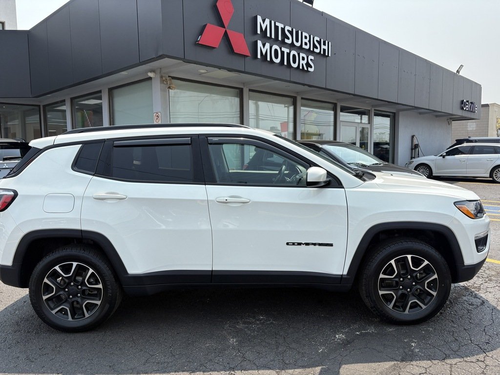 2020 Jeep Compass 4x4 Sport in Oakville, Ontario - 9 - w1024h768px