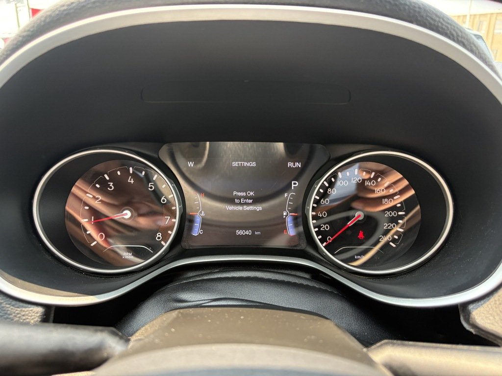 2020 Jeep Compass 4x4 Sport in Oakville, Ontario - 13 - w1024h768px