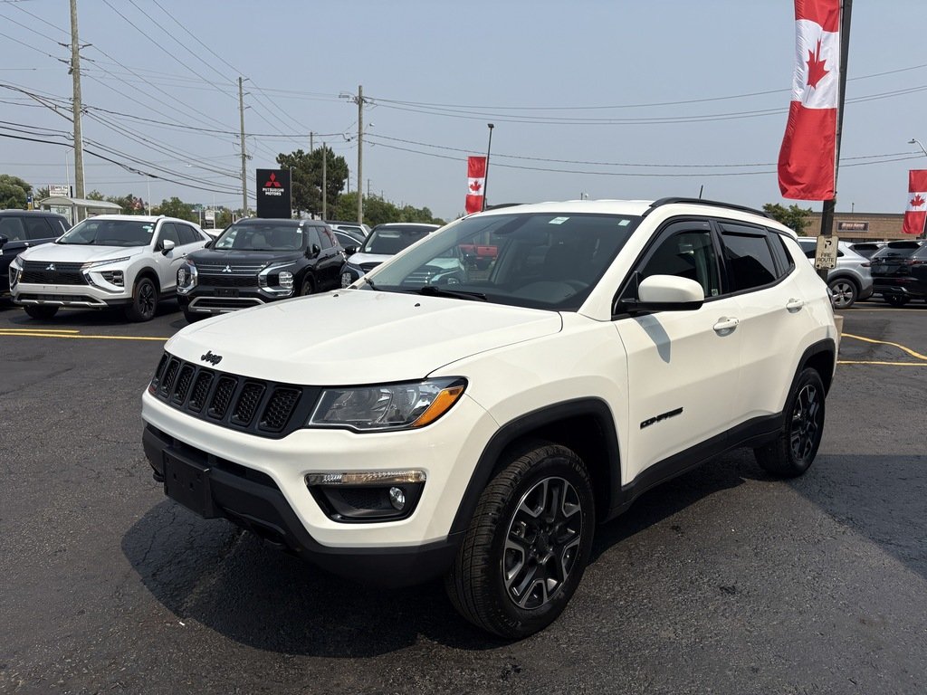 2020 Jeep Compass 4x4 Sport in Oakville, Ontario - 4 - w1024h768px