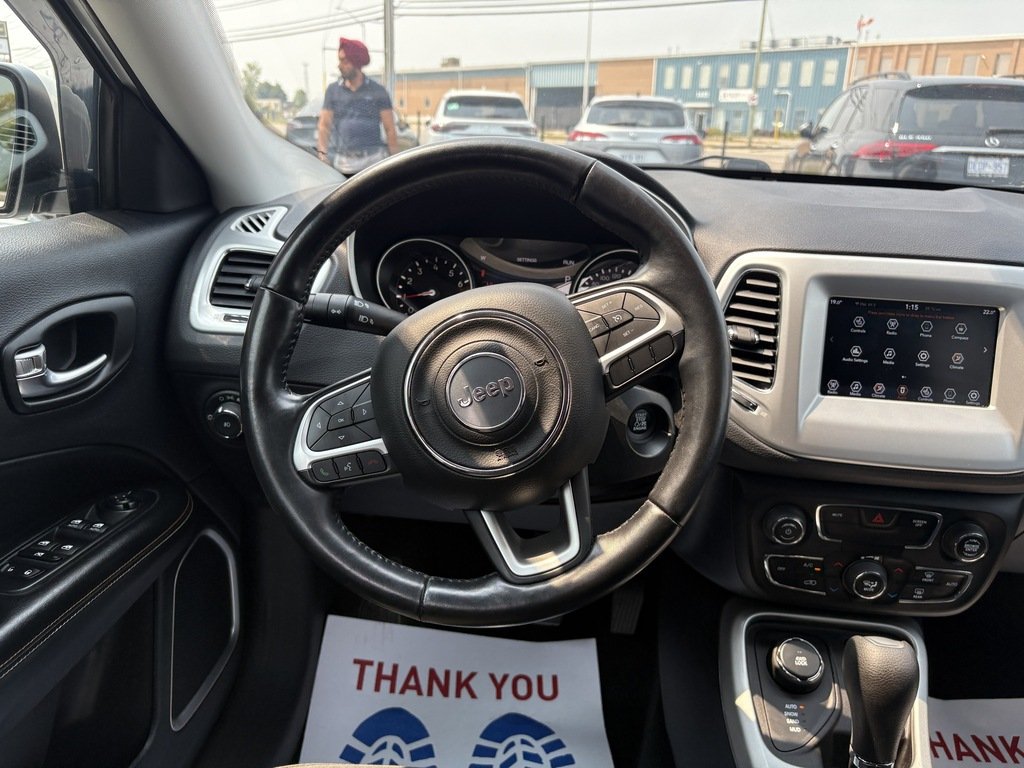 2020 Jeep Compass 4x4 Sport in Oakville, Ontario - 14 - w1024h768px
