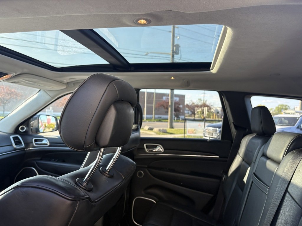 2018 Jeep Grand Cherokee SUMMIT   4x4   PANO   HTD/VNT SEATS   PANO in Oakville, Ontario - 24 - w1024h768px