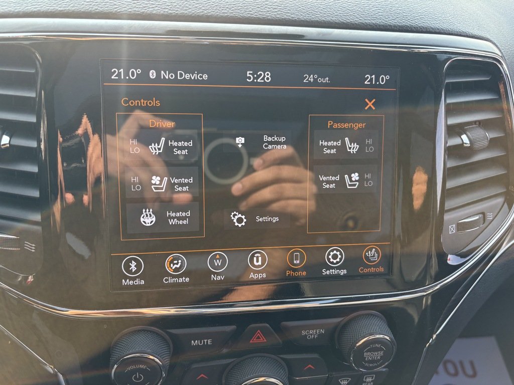 2021 Jeep Grand Cherokee LIMITED   LTHR   PANO   HTD/VNT SEATS   NAV in Oakville, Ontario - 15 - w1024h768px