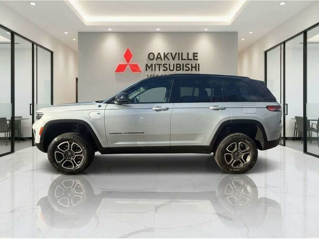 2022 Jeep Grand Cherokee Trailhawk in Oakville, Ontario - 5 - w1024h768px