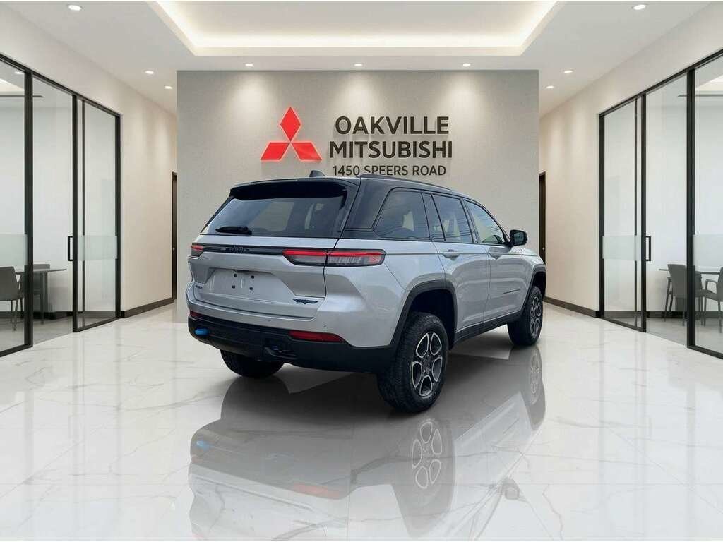 2022 Jeep Grand Cherokee Trailhawk in Oakville, Ontario - 8 - w1024h768px