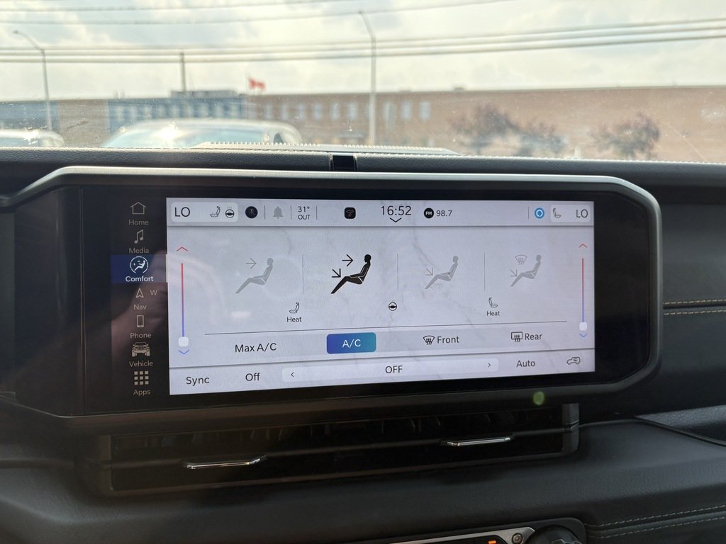 2024 Jeep Wrangler 4xe SAHARA   12.3 UCONNECT   REMOTE START in Oakville, Ontario - 19 - w1024h768px