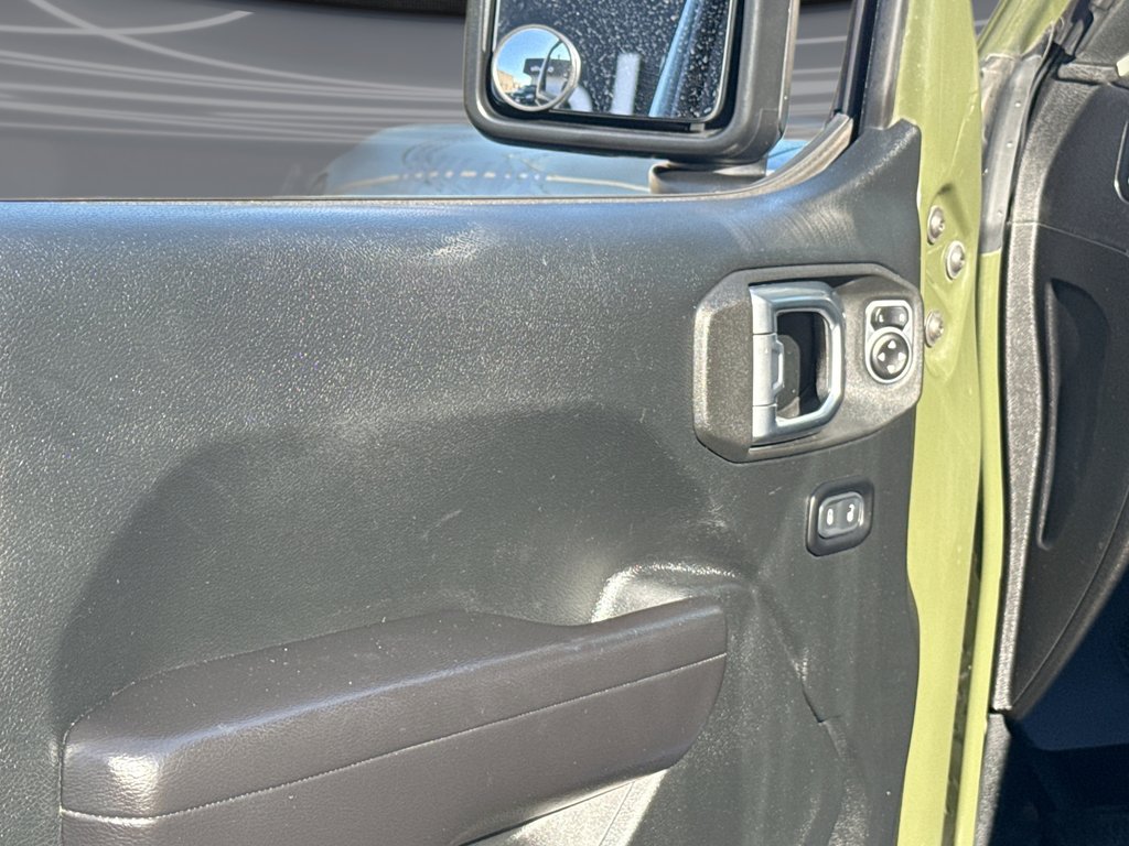 2021 Jeep Wrangler WILLYS   NO ACCIDENT   ALPINE   COLD WEATHER in Oakville, Ontario - 15 - w1024h768px