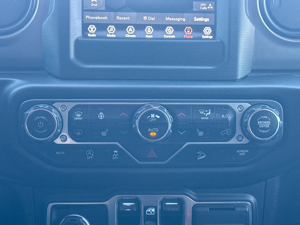 2021 Jeep Wrangler WILLYS   NO ACCIDENT   ALPINE   COLD WEATHER in Oakville, Ontario - 17 - w1024h768px