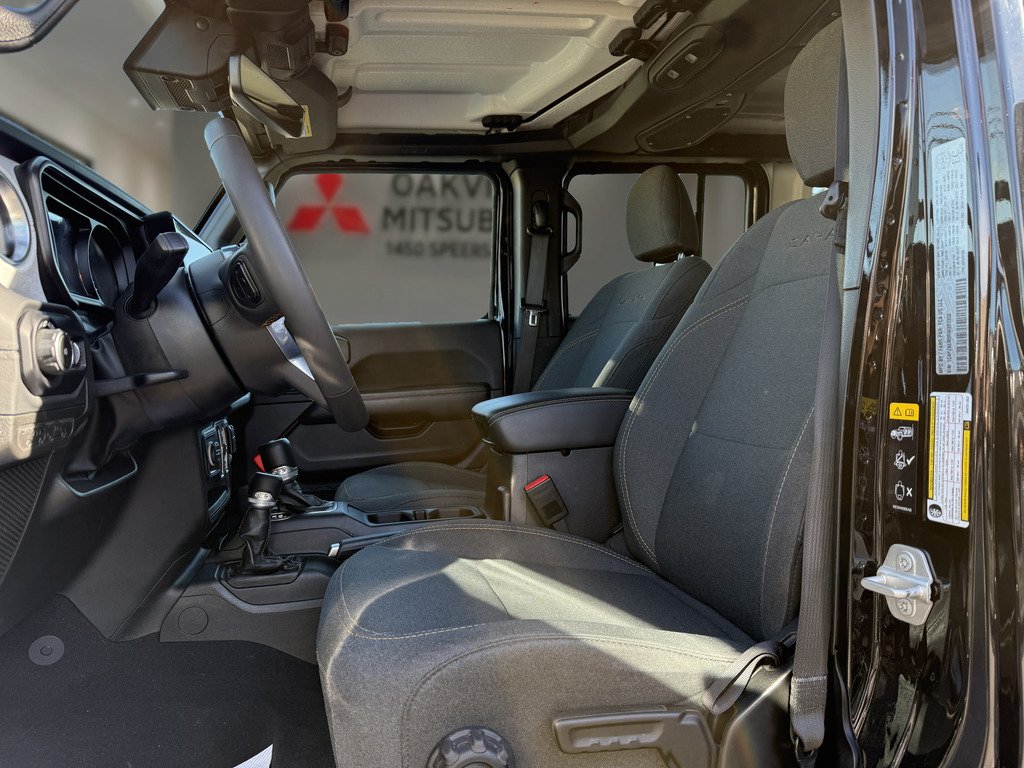 2024 Jeep Wrangler SAHARA   4X4   360 CAM   U CONNECT in Oakville, Ontario - 12 - w1024h768px