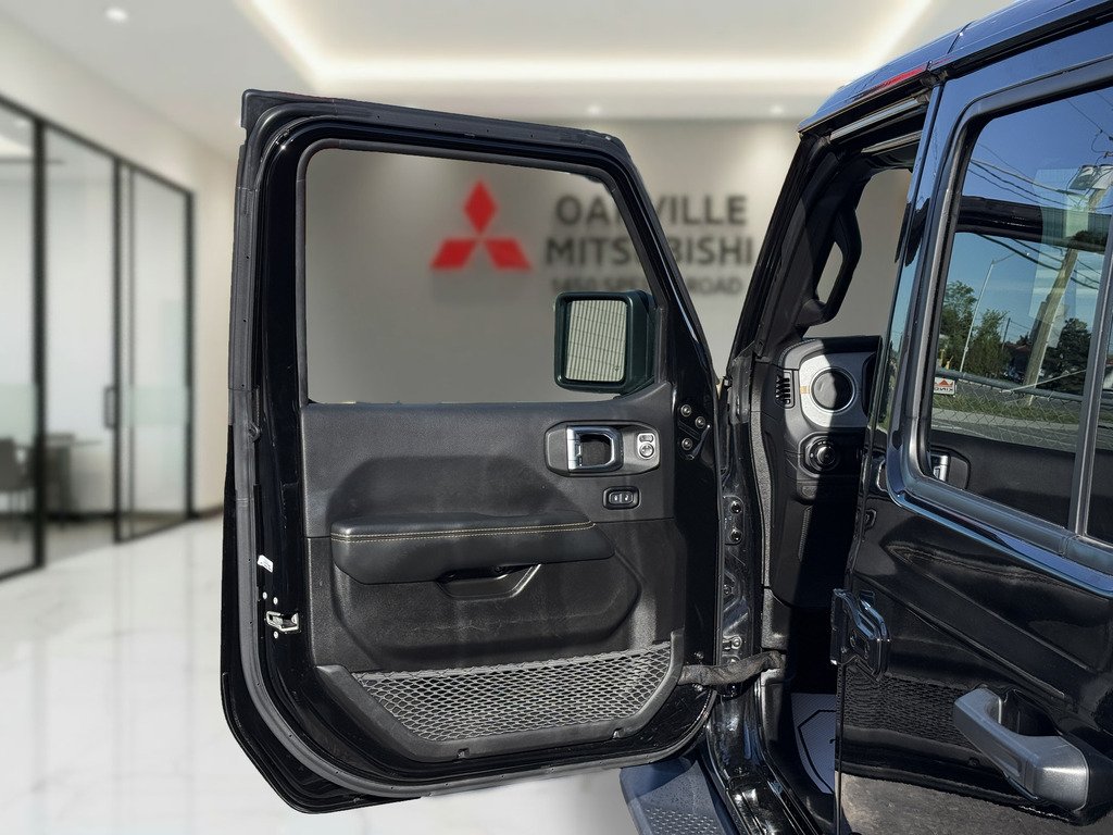 2024 Jeep Wrangler SAHARA   4X4   360 CAM   U CONNECT in Oakville, Ontario - 10 - w1024h768px