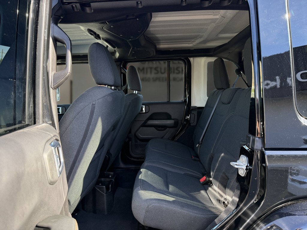 2024 Jeep Wrangler SAHARA   4X4   360 CAM   U CONNECT in Oakville, Ontario - 20 - w1024h768px