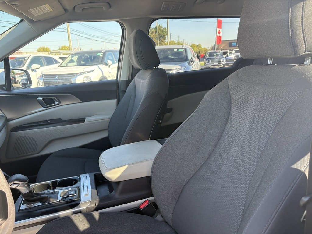 2023 Kia Carnival LX   8 PASS   CARPLAY   BU CAM   LANE DEPRT in Oakville, Ontario - 11 - w1024h768px