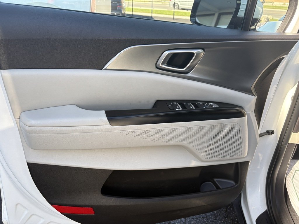 2023 Kia Carnival LX   8 PASS   CARPLAY   BU CAM   LANE DEPRT in Oakville, Ontario - 10 - w1024h768px