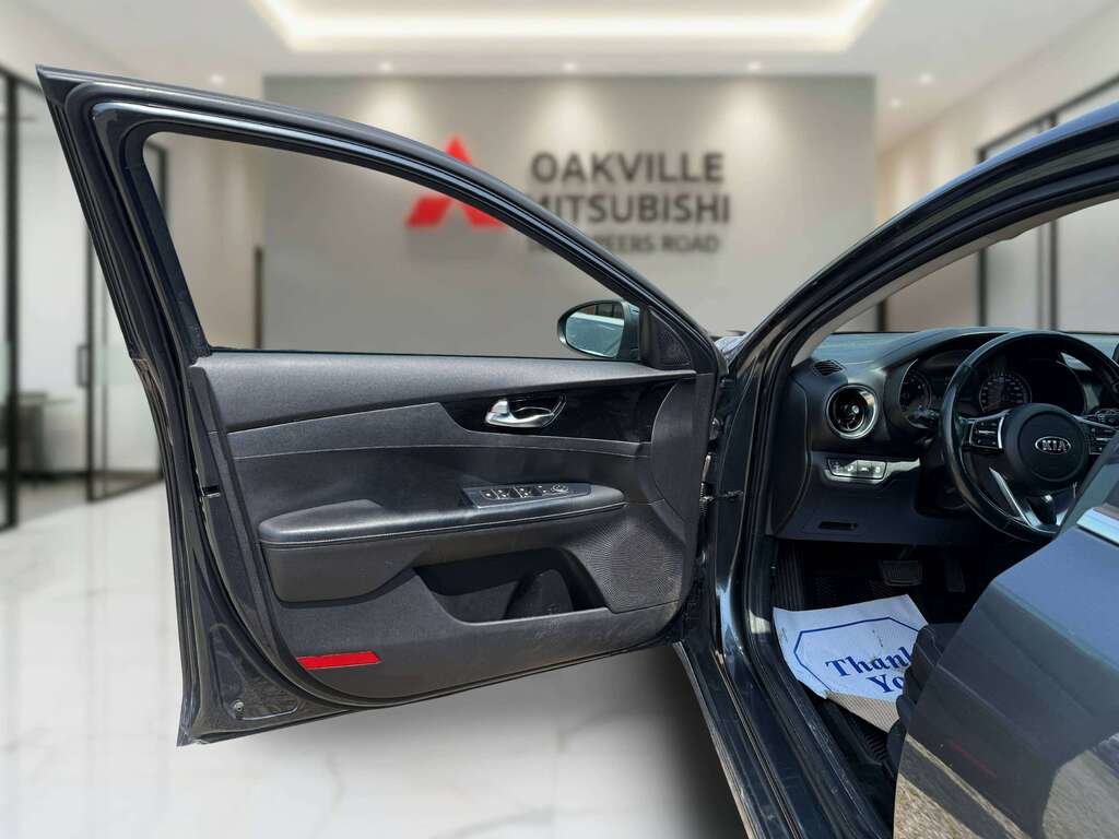 2021 Kia Forte EX   AS-IS   YOU CERTIFY YOU SAVE in Oakville, Ontario - 10 - w1024h768px