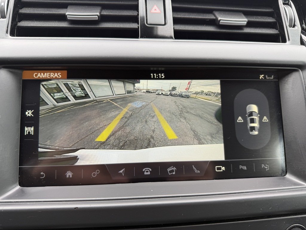 2020 Land Rover Discovery DIESEL   PANO   NAV   MERIDIAN   HTD SEATS in Oakville, Ontario - 17 - w1024h768px