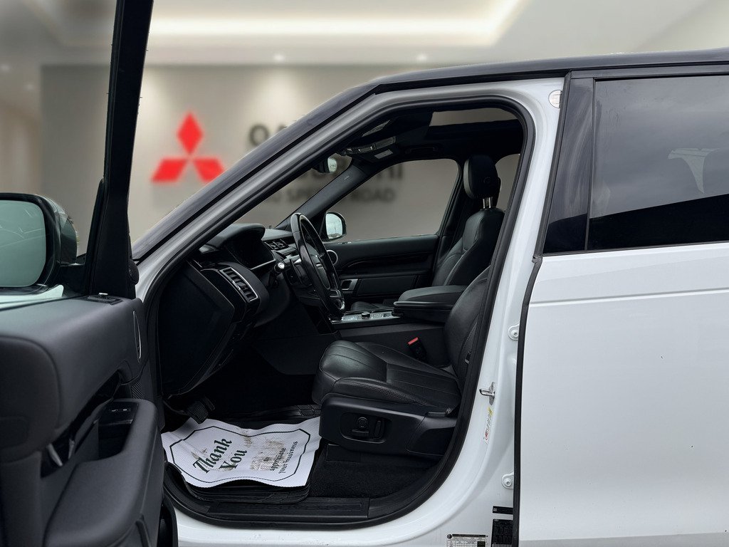 2020 Land Rover Discovery DIESEL   PANO   NAV   MERIDIAN   HTD SEATS in Oakville, Ontario - 11 - w1024h768px