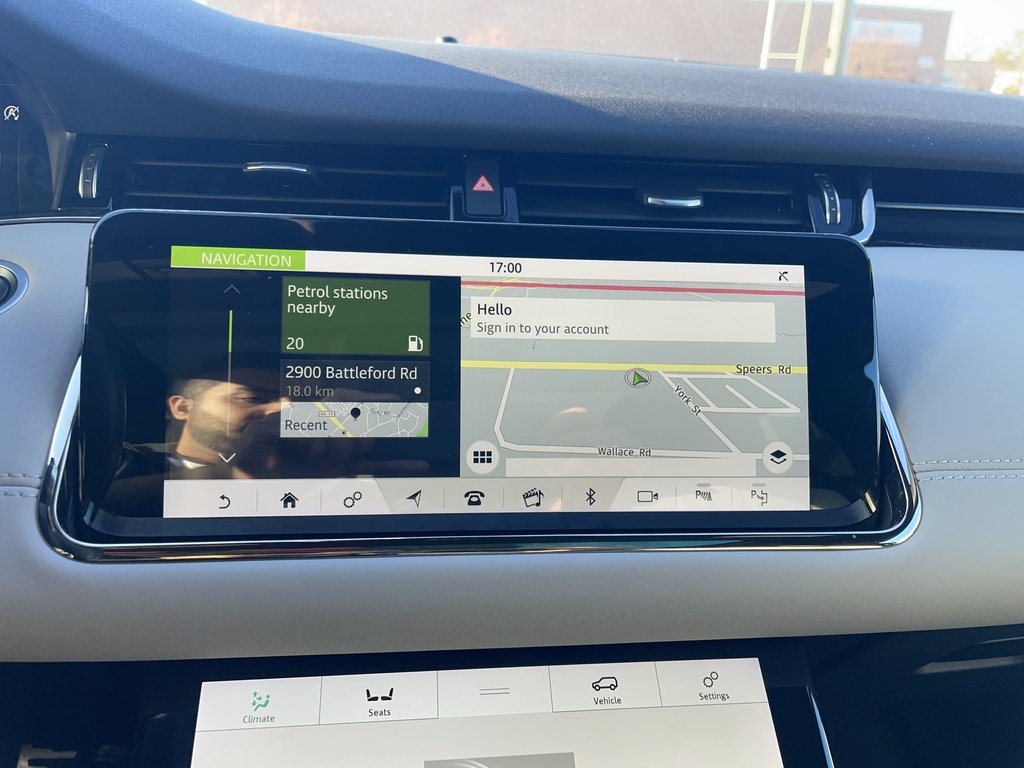 2020 Land Rover Range Rover Evoque P300   R-DYNAMIC   PANO   NAV   HUD   CARPLAY in Oakville, Ontario - 17 - w1024h768px