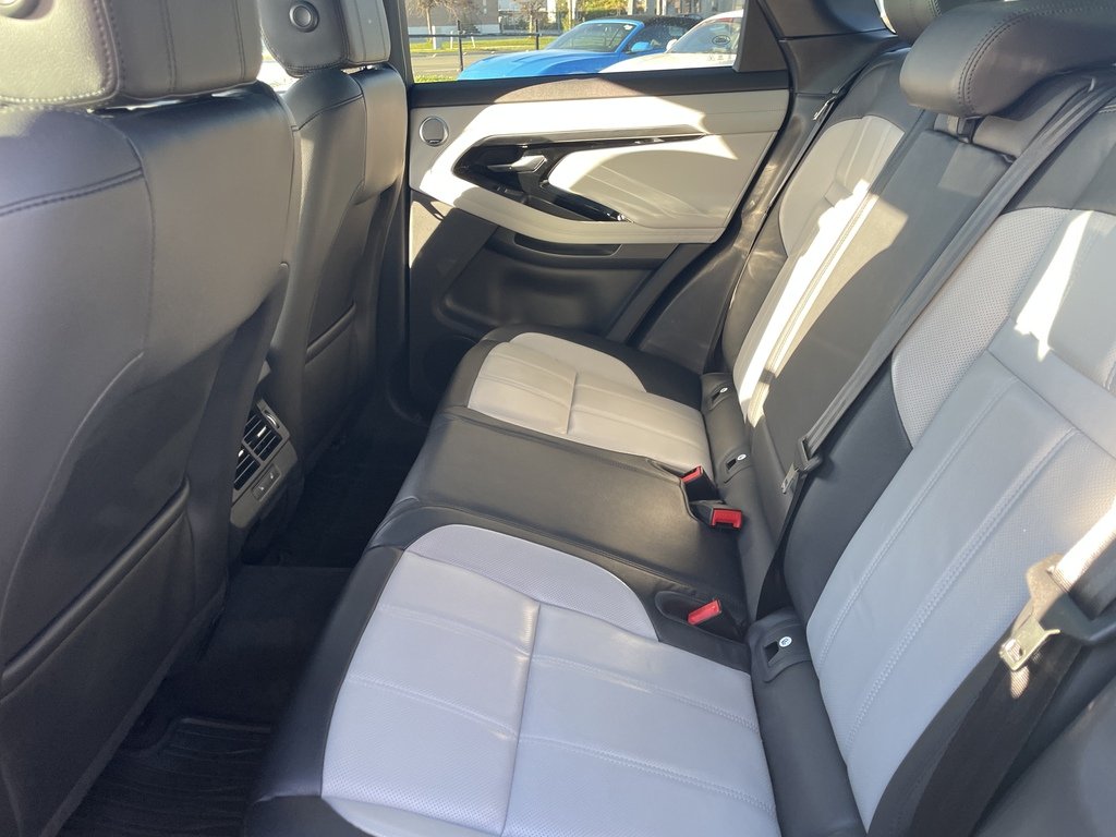 2020 Land Rover Range Rover Evoque P300   R-DYNAMIC   PANO   NAV   HUD   CARPLAY in Oakville, Ontario - 22 - w1024h768px