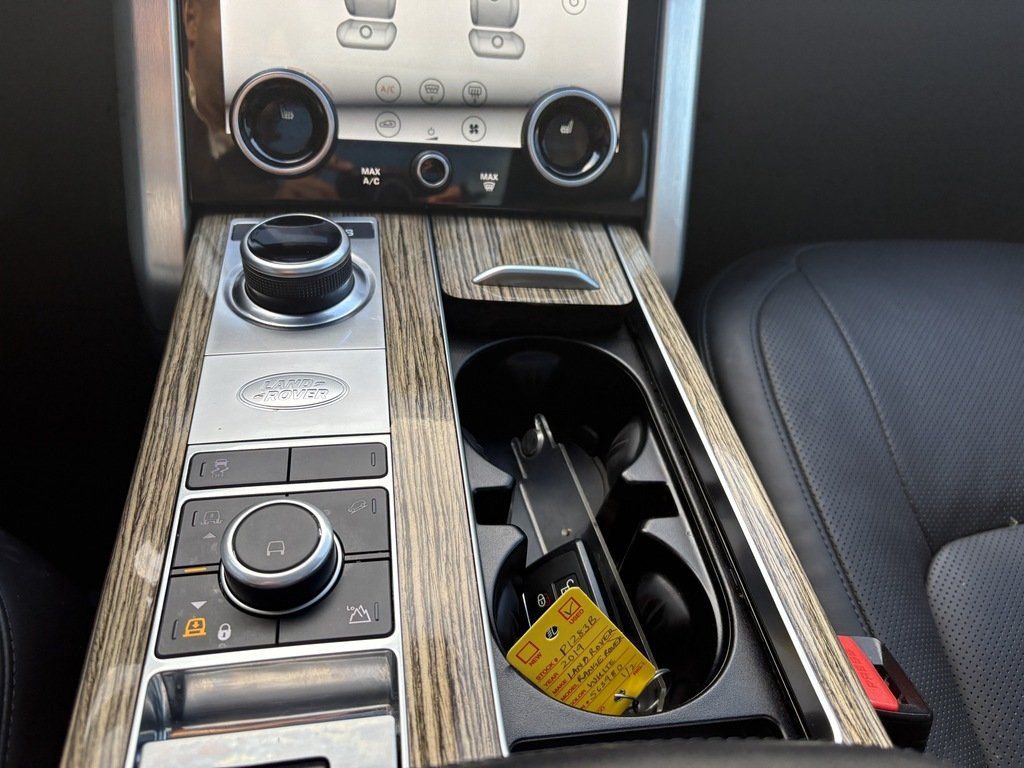 2019 Land Rover Range Rover TD6 DIESEL   PANO ROOF   20 WHEELS   POWER TAIL L in Oakville, Ontario - 16 - w1024h768px