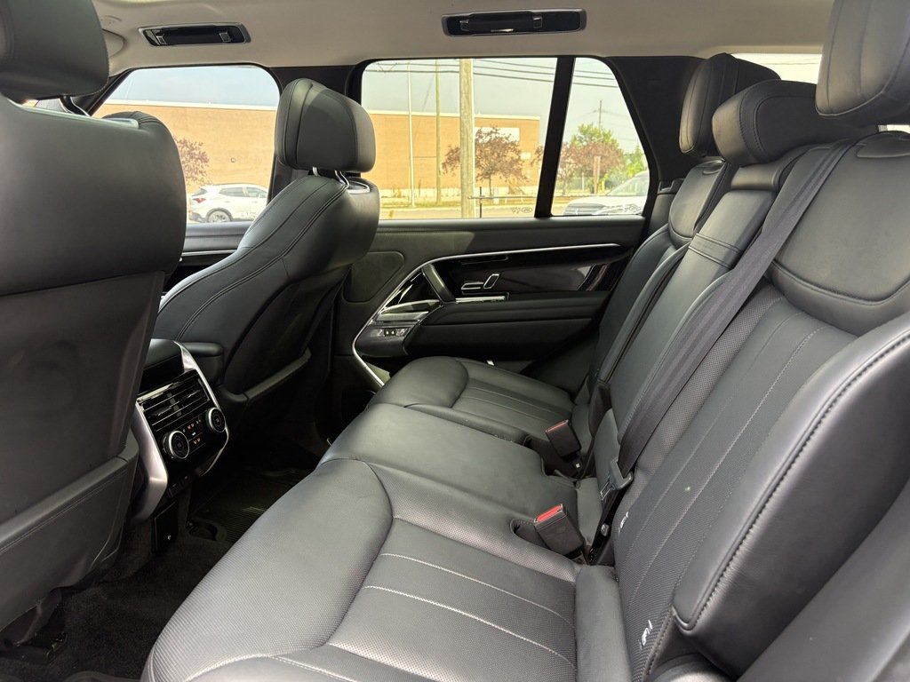 2023 Land Rover Range Rover P400   SE   CLEAN CARFAX   PANO in Oakville, Ontario - 24 - w1024h768px