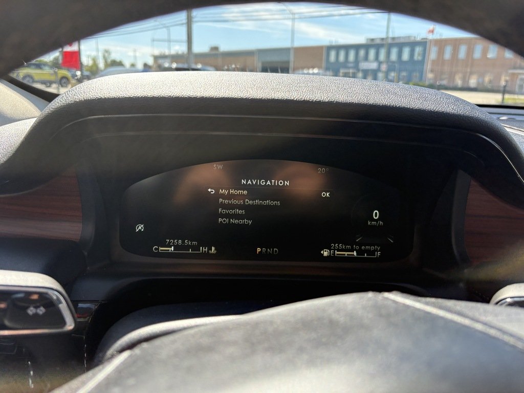 2023 Lincoln Aviator RESERVE   AWD   CPT CHAIR   LTHR   PANO   NAV in Oakville, Ontario - 13 - w1024h768px