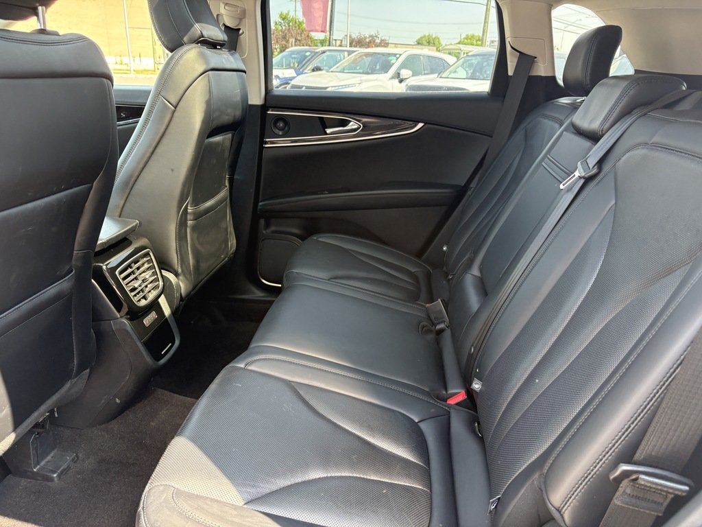 2021 Lincoln NAUTILUS RESERVE   AWD   HTD/VNT SEATS   PANO   CARPLAY in Oakville, Ontario - 24 - w1024h768px