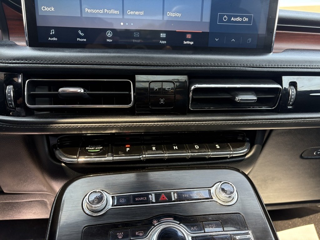 2021 Lincoln NAUTILUS RESERVE   AWD   HTD/VNT SEATS   PANO   CARPLAY in Oakville, Ontario - 20 - w1024h768px