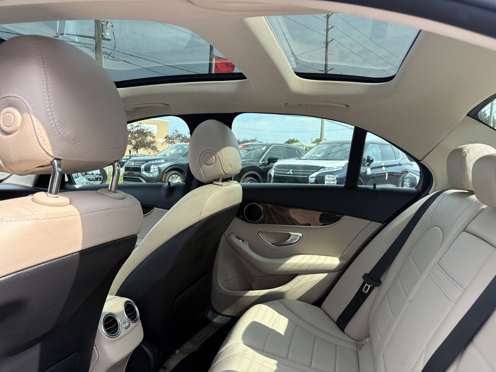 2020 Mercedes-Benz C300 4MATIC Sedan in Oakville, Ontario - 20 - w1024h768px