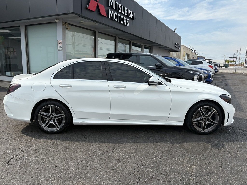 2020 Mercedes-Benz C300 4MATIC Sedan in Oakville, Ontario - 8 - w1024h768px
