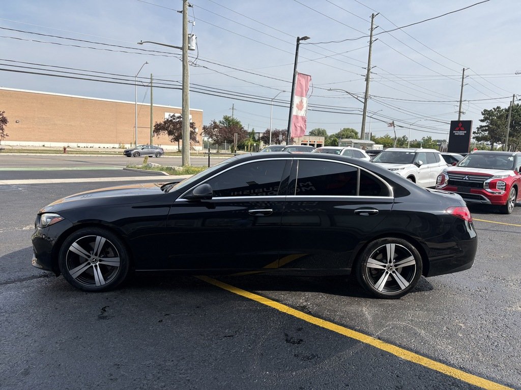 2023 Mercedes-Benz C300 4MATIC Sedan in Oakville, Ontario - 5 - w1024h768px