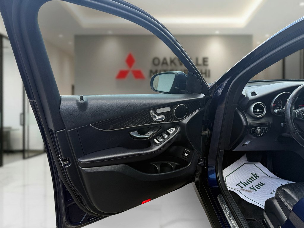 2018 Mercedes-Benz GLC 300   4MATIC   AMG   PANO   BU CAM in Oakville, Ontario - 10 - w1024h768px