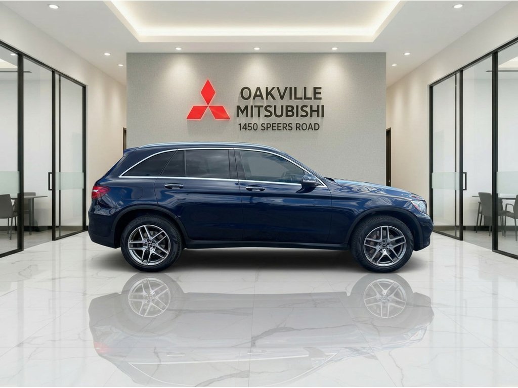2018 Mercedes-Benz GLC 300   4MATIC   AMG   PANO   BU CAM in Oakville, Ontario - 9 - w1024h768px